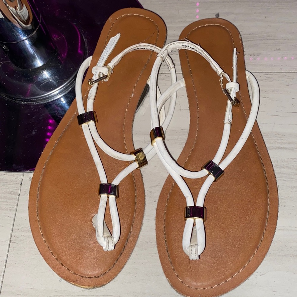 very worn 5 year old sandals